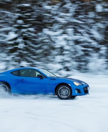 SUBARU-BRZ-lr-24